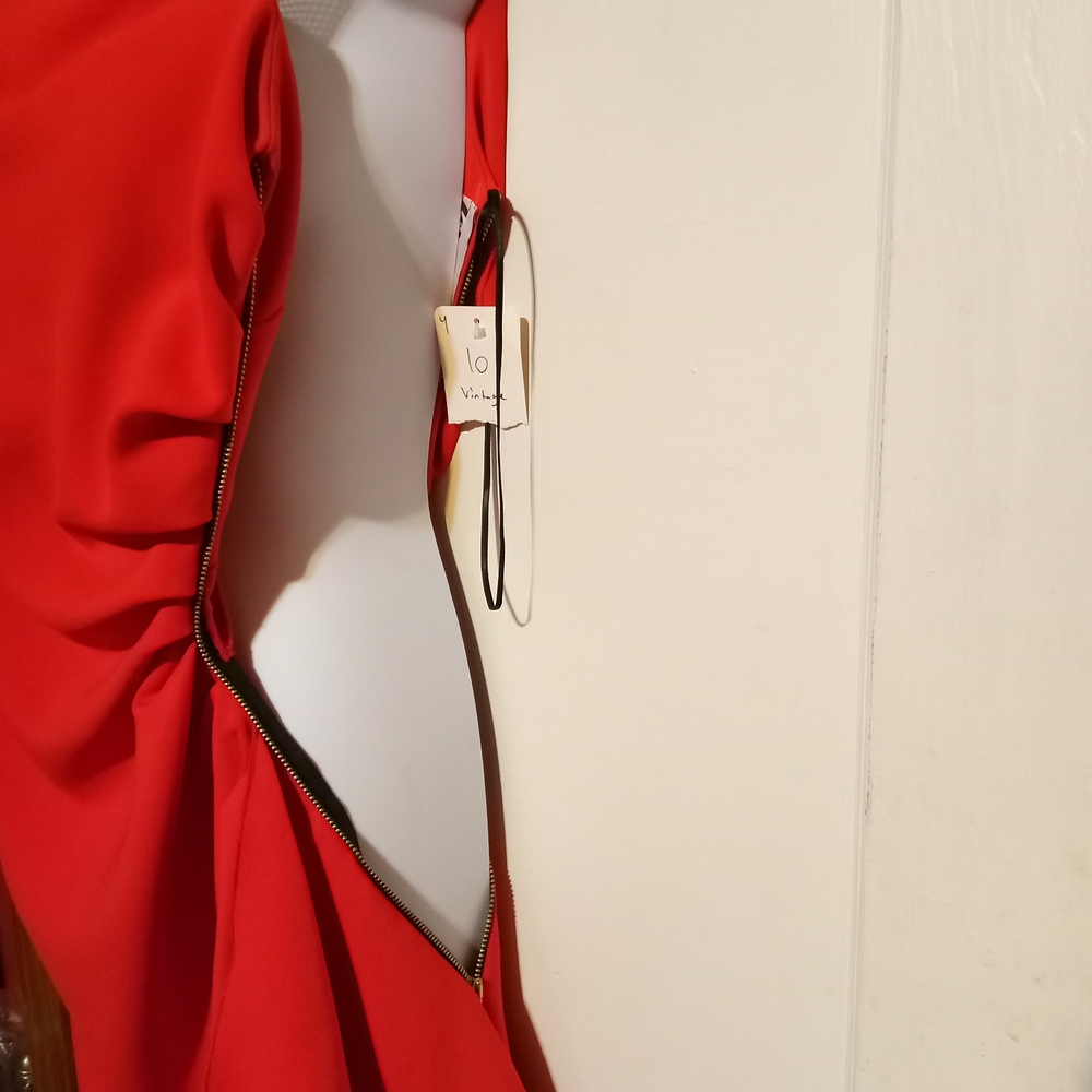 🛍️ BUNDLE ONLY🛍️Vintage Chic Red Midi Dress with Gold Strap Accent - Picture 6 of 11